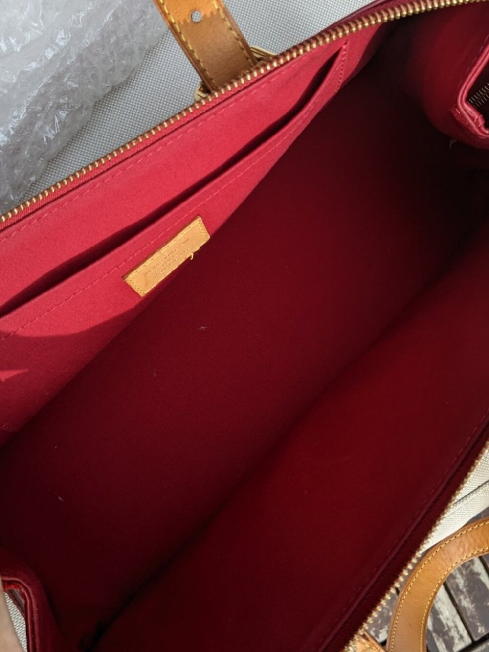 Louis Vuitton bags vernis Tote Bag Rosewood red champagne - Picture 2 of 12